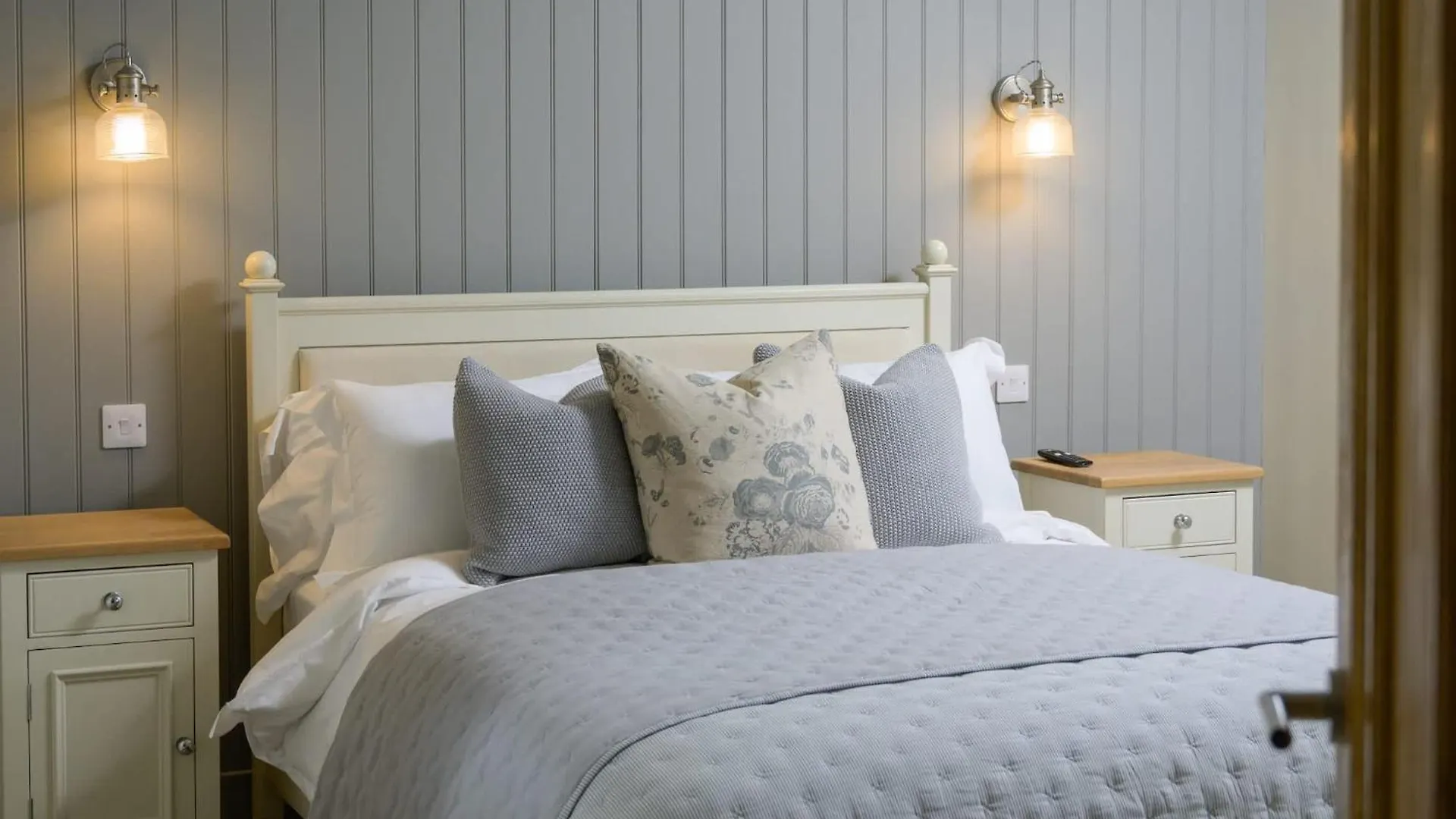 Holiday home Luxurious Home In Cheltenham Private Parking GLOUCESTERSHIRE