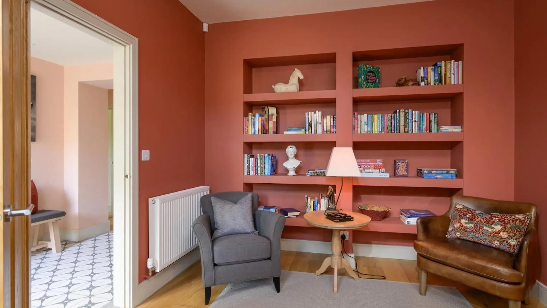 Luxurious Home In Cheltenham Private Parking GLOUCESTERSHIRE 0*,