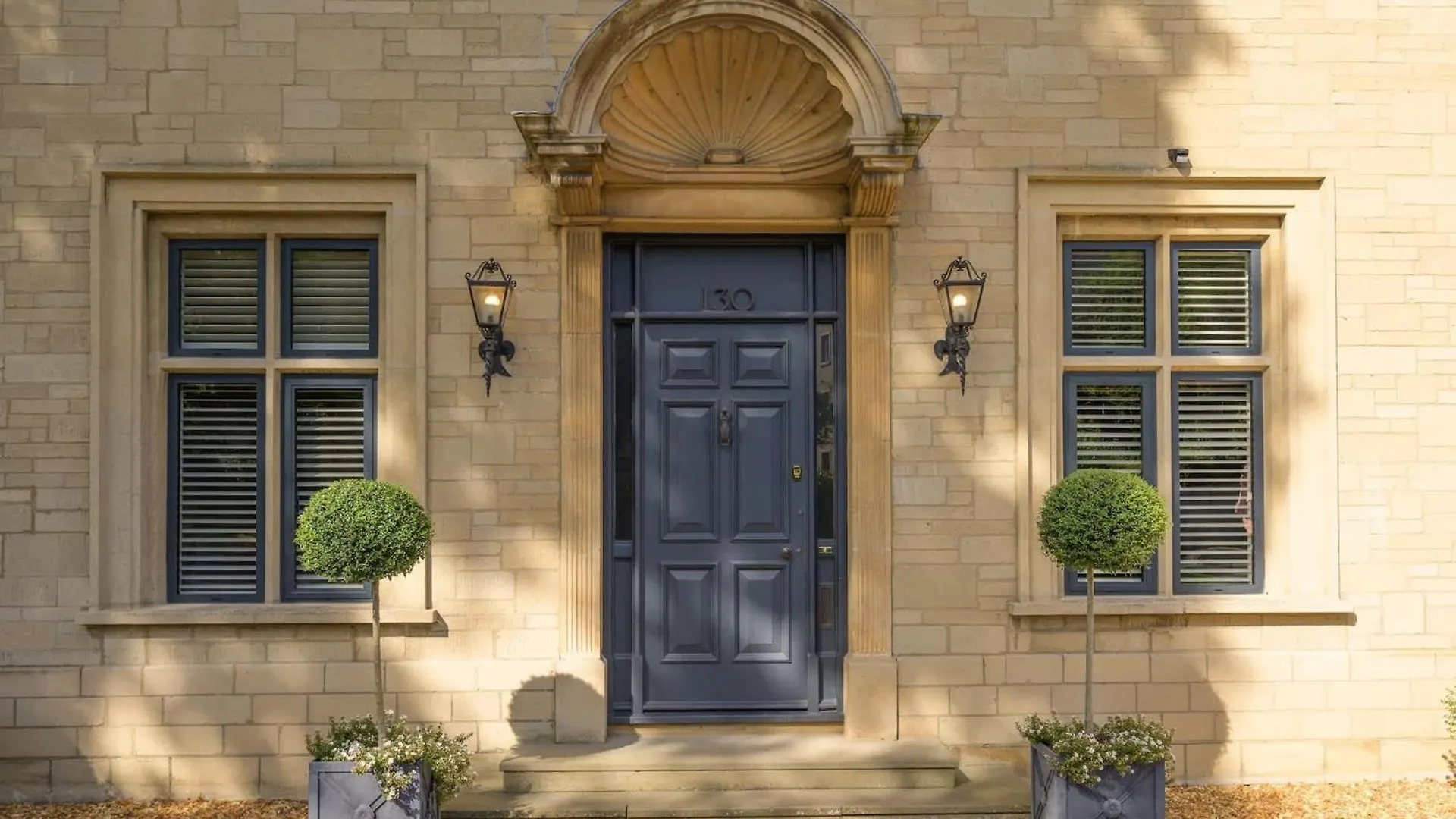 Luxurious Home In Cheltenham Private Parking GLOUCESTERSHIRE Holiday home